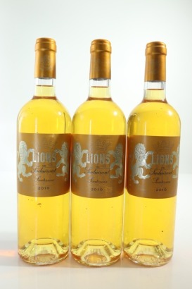 (3) 2010 Chateau Suduiraut Lions de Suduiraut, Sauternes &diams;