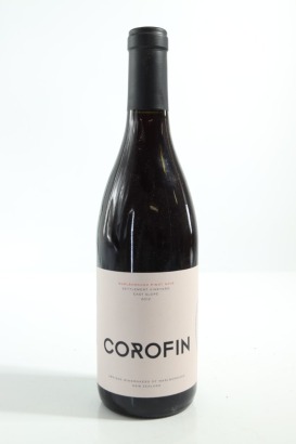 (1) 2012 Corofin 'Settlement Vineyard East Slope' Pinot Noir, Marlborough &diams;