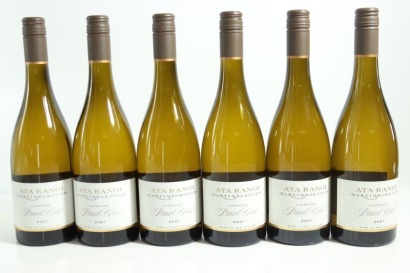 (6) 2021 Ata Rangi Lismore Pinot Gris, Martinborough &diams;