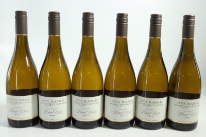 (6) 2017 Ata Rangi Lismore Pinot Gris, Martinborough &diams;