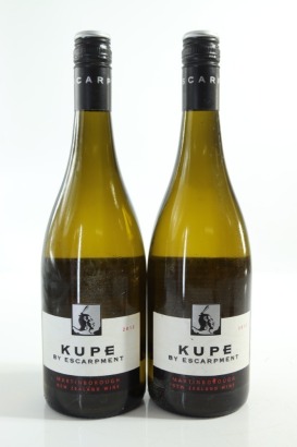 (2) 2012 Escarpment Kupe Chardonnay, Martinborough [JR17] &diams;