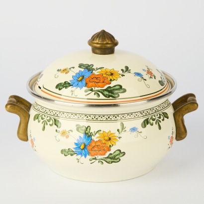 A Vintage Villeroy and Boch Enamel and Brass Dutch Oven - Old Amsterdam Pattern