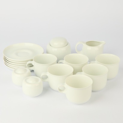 A set of 16 Hutchchenreuthen German Porcelain Trevola Range six Cups Saucers Milk Jug and Sugar Bowl and a Salt and Pepper Shaker set. 6 Cups and Saucers