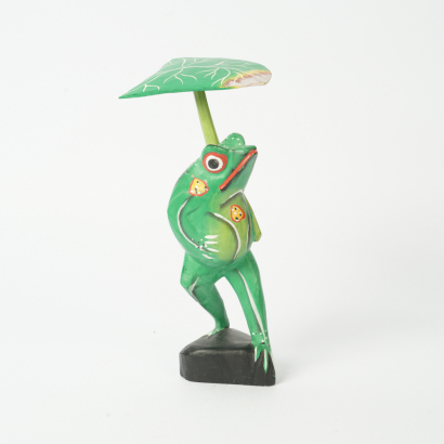 A Vintage Folk Frog Statue