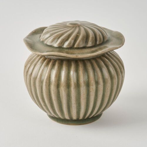 A Chinese Yuan Ming Dynasty Longquan Ware Lobed 'Melon-form' Covered Jar
