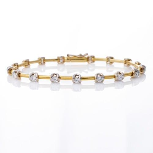 18ct Yellow Gold, 1.15ct Diamond Tennis Bracelet, Hartfields