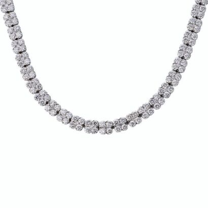 18ct White Gold, Modern, 16.75ct Diamond Quatrefoil Link Necklace