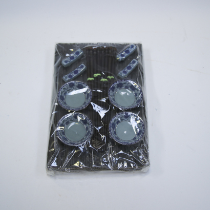 A Set of Chinese Small Porcelain Wares