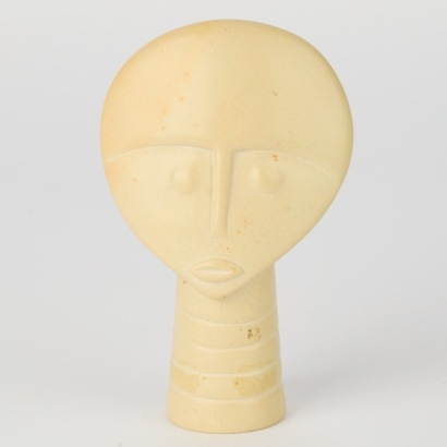 A Resin Model of A Kenyan Carving