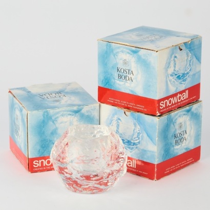 Three Kosta Boda Snowballs