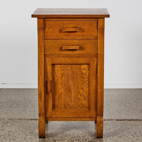 An Arts and Crafts Oak Bedside