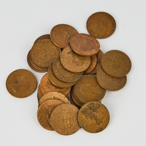 A Collection of New Zealand Half Penny Coins (1944-1965)
