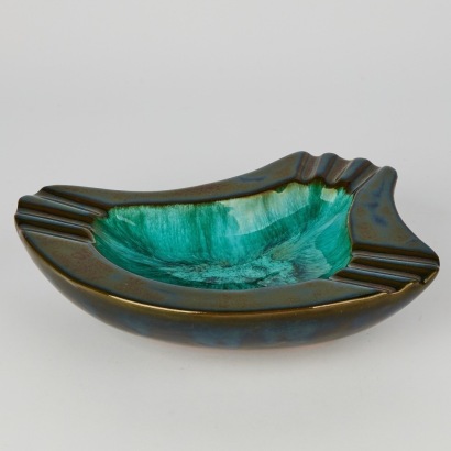 A Large Blue Mountain Pottery Ashtray