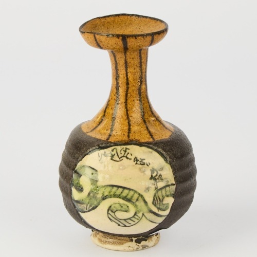 An Aaron Scythe Basara Yobitsugi Sake Bottle