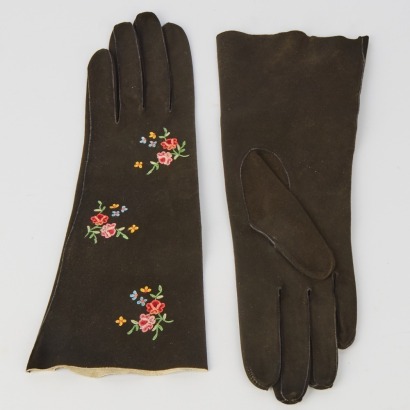 A Pair of Vintage Lady's Gloves