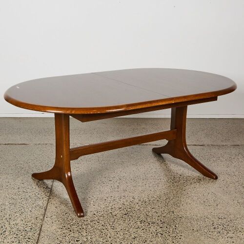 A Mid-Century Mahogany Extension Dining Table