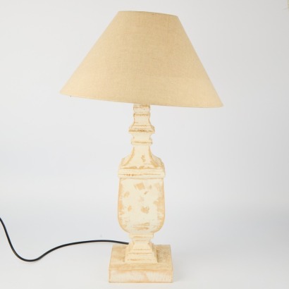 A Shabby Chic Wooden Lamp & Two Shabby Chic Home Design Books
