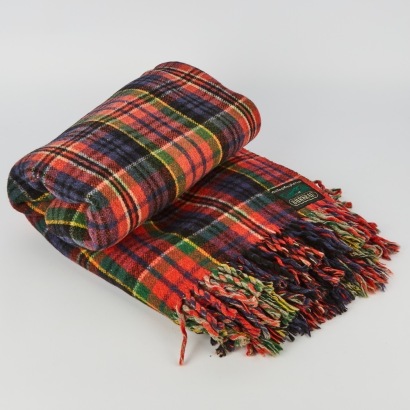 A Vintage Burkraft English Woollen Fringed Blanket in Hunting MacPherson Tartan