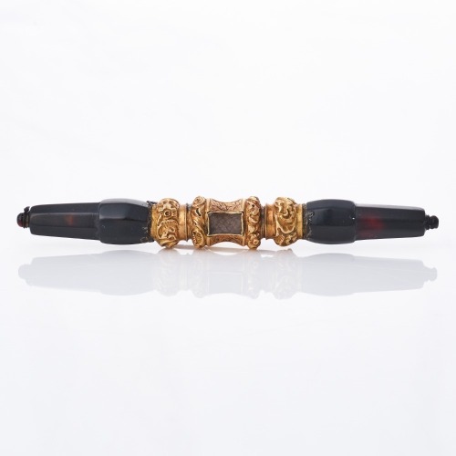 Antique, Victorian, 15ct Yellow Gold, Jet Mourning Brooch