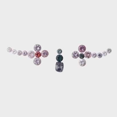 Parcel of Twenty One Loose Spinels, 3.26cts Total Weight