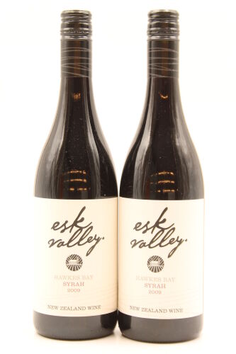 (2) 2009 Esk Valley Syrah, Hawkes Bay [JR17] [GK18]