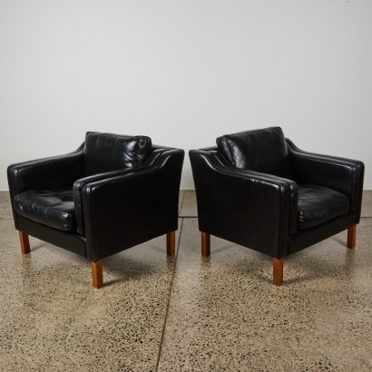 Pair of Leather Borge Style Chairs