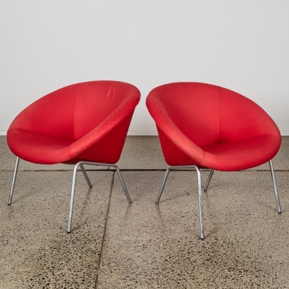 A Pair of P369 Walter Knoll Armchairs