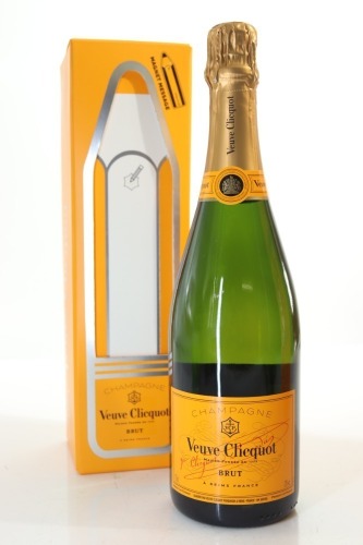 (1) NV Veuve Clicquot Ponsardin Brut with Magnetic Message Gift Box, Champagne, Circa. Late 2000's (GB)