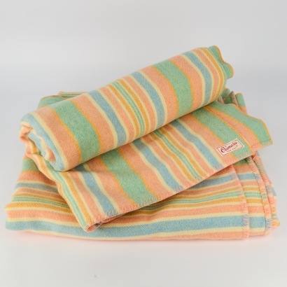 A Pair of Vintage Double Blankets by Oamaru Woollen Mills