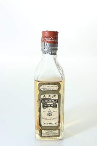 (1) Bushmills 'Old Bushmills Irish Whiskey Miniature