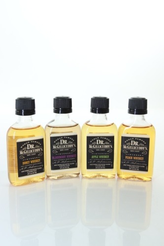(1) Dr. McGillicuddy's Miniatures, 4 Bottles Sold as One Lot