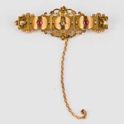 A Victorian Etruscan Revival Brooch
