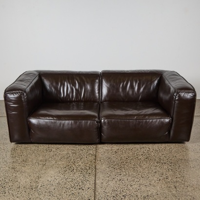A Supple Espresso Leather Cavendish Sofa