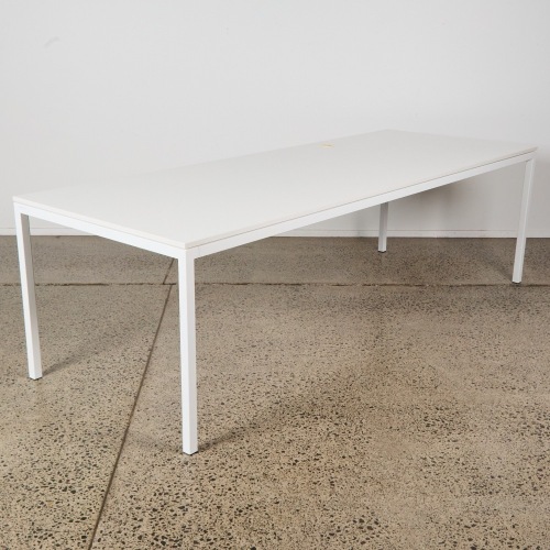 An IMO Kase Desk