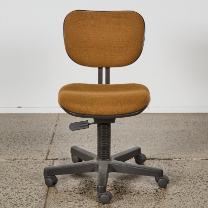 A Retro Damba Office Chair