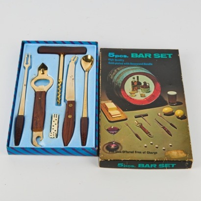 A Boxed Vintage Bar Set