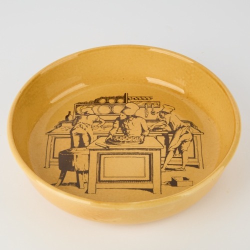 A Crown Lynn 'Chefware' Dish