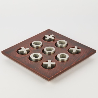 A Vintage Tic-Tac-Toe Game