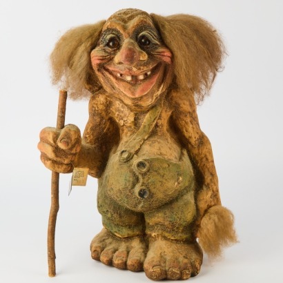 A Large "Ny Form Troll" from Norway