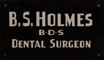 A Vintage Dental Surgery Sign