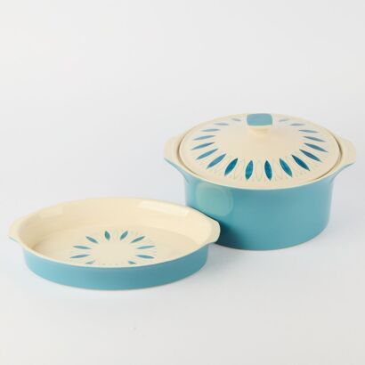 A Pair of Crown Lynn "Cook & Serve" Tureen and Oven Dish