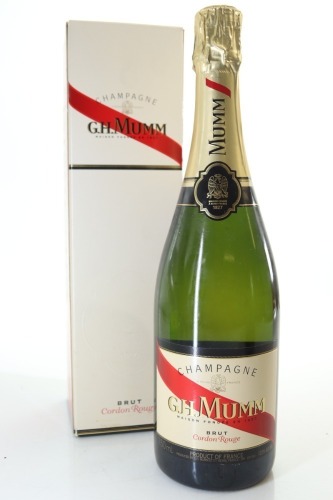 (1) NV GH Mumm Cordon Rouge Brut, Champagne (GB)