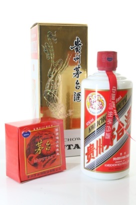 (1) 2015 Kweichow Flying Fairy Moutai with 2 glass, 53% ABV, 500ml (GB)