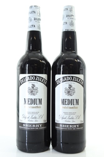 (2) Delgado Zuleta 'Zuleta' Medium Sherry, Andalucia