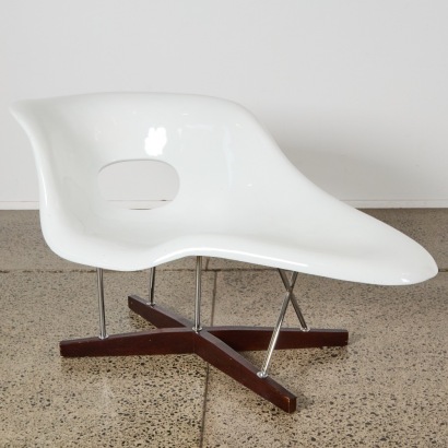 An Eames Style Fibreglass Lounge Chair