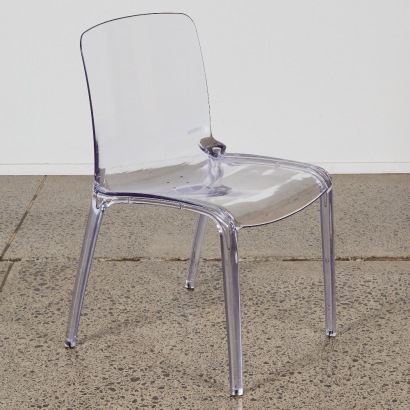 A Clear Jelly Chair