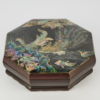 A Vintage Laquer and Mother of Pear Octagonal Compartment Box