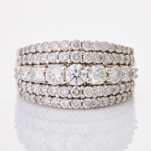 14ct White Gold, 2.00ct Diamond Dress Ring