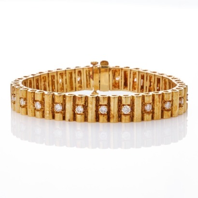 18ct Yellow Gold, Vintage, 2.20ct Diamond Set Bracelet