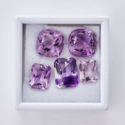 Parcel of Five, Loose, Mixed Cut Amethyst, totalling 50.07cts
